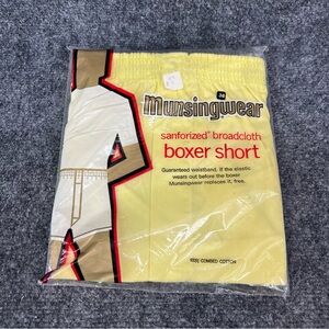 Vintage Munsingwear 100% Cotton Boxer Shorts Yellow Size 38 Made In USA New